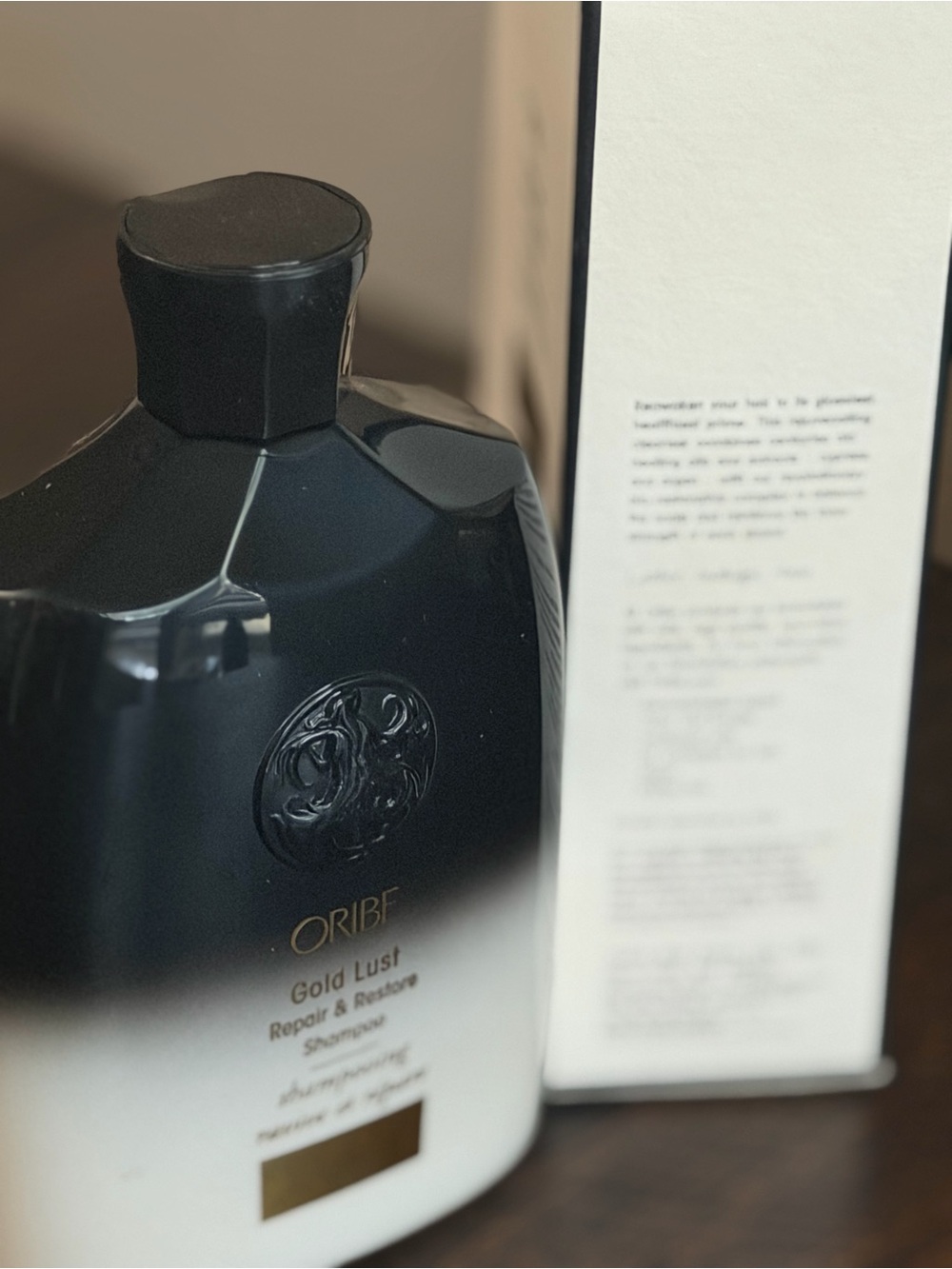 Oribe Gold Lust Repair & Restore Shampoo- Full Size 250ml/ 8.5fl oz - Picture 2 of 4